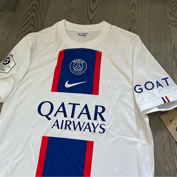 Paris Saint Germain PSG Third Jersey 2022/23 MESSI #30 BNWT - Picture 6 of 8
